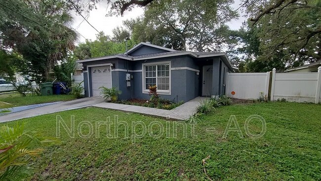 Building Photo - Move-In Ready 3 Bed Home with Garage & Fenced Yard in Tampa, FL