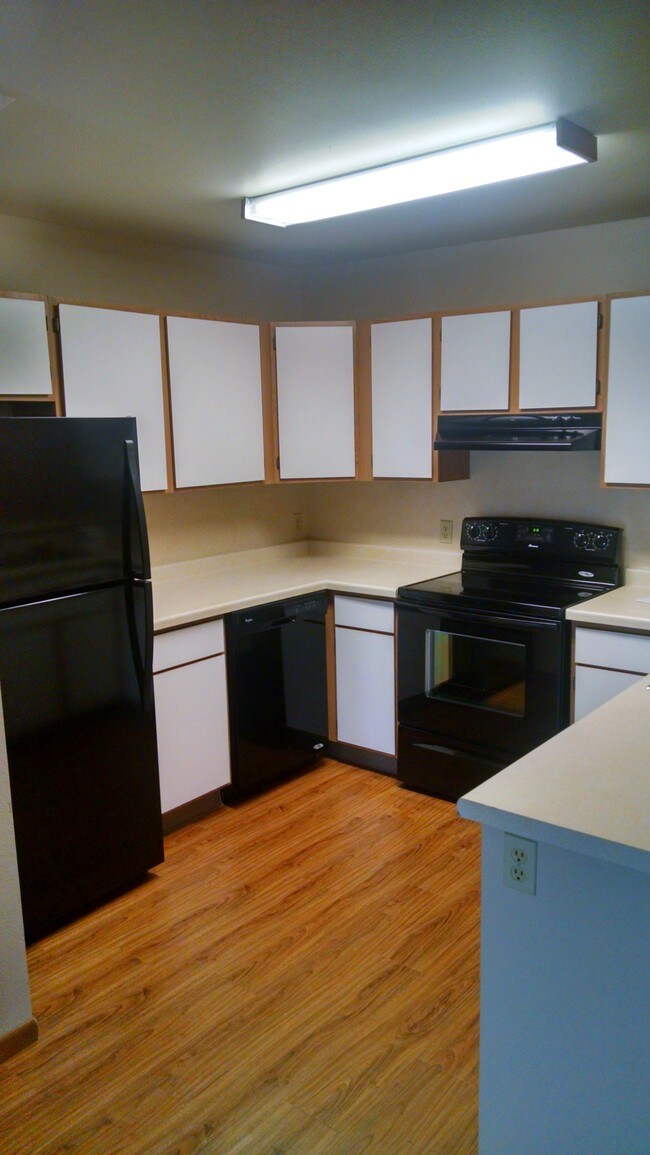 Photo - Rivertrail Apartments