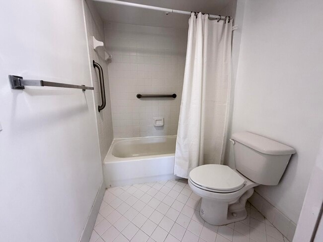 Photo - 12650 SW 15th St Unit 304f