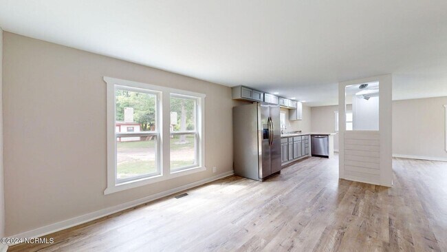 Photo - 308 Queens Rd