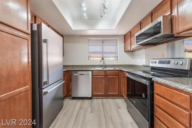 Building Photo - 7200 W Pirates Cove Rd Unit 2108
