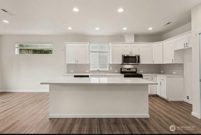 Photo - 9960 Merrick St SE