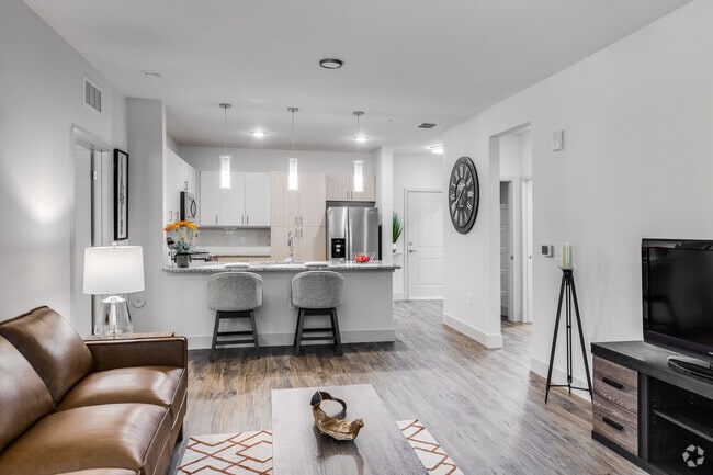 2BR, 2BA, - 1252SF