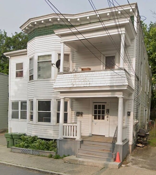 Building Photo - 11 Lancaster St Unit 1