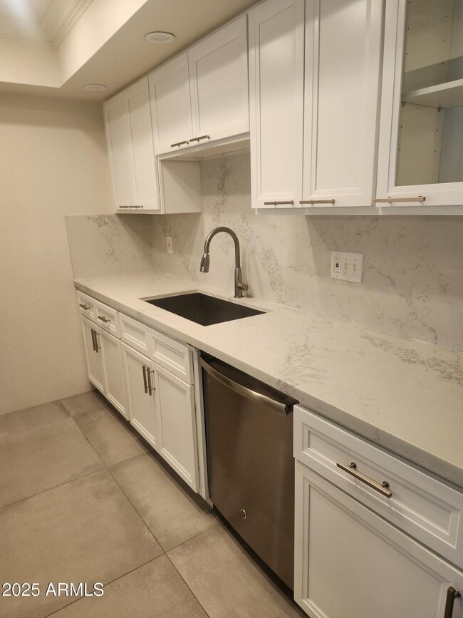 Photo - 7557 N Dreamy Draw Dr Unidad 156