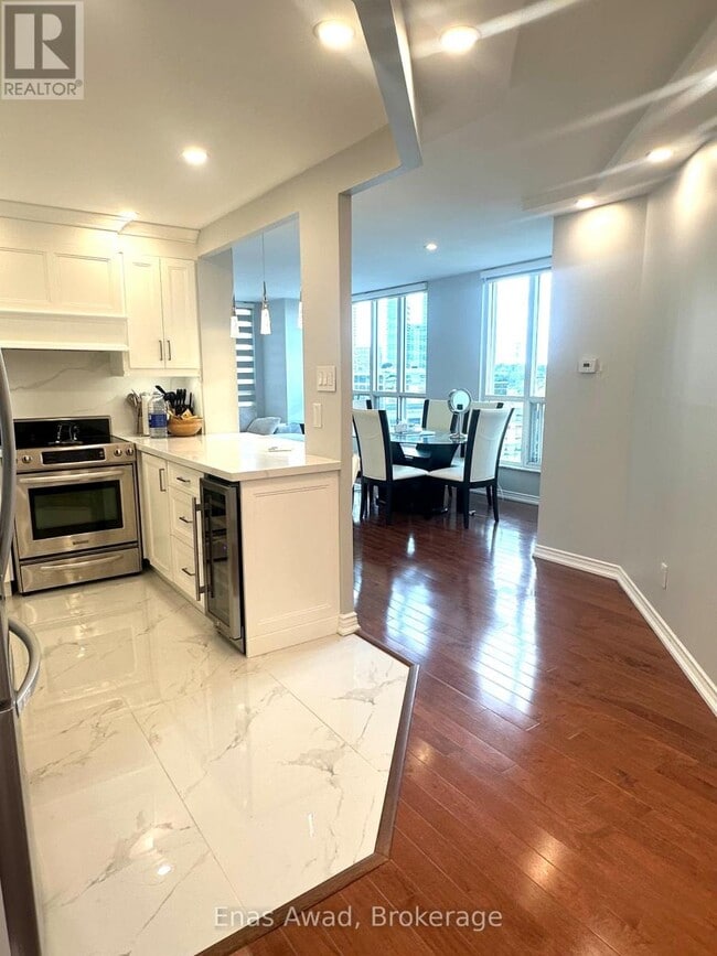 Photo - 2287 Lake Shore Blvd W Unit 603