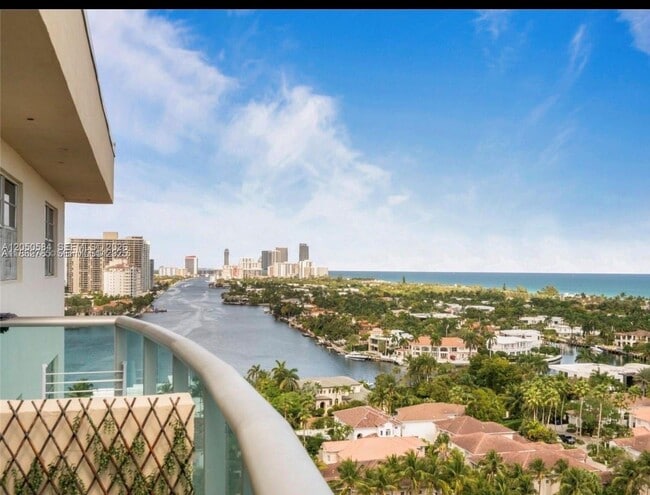 Photo - 19390 Collins Ave Unidad PH-24