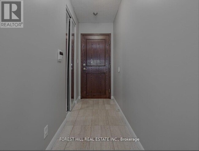 Photo - 18 Lee Centre Dr Unit 1810