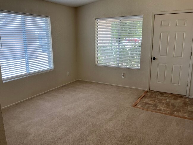 Photo - 4402 S Jasmine Ave