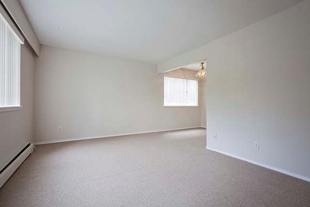 Royal Ridge Apartments