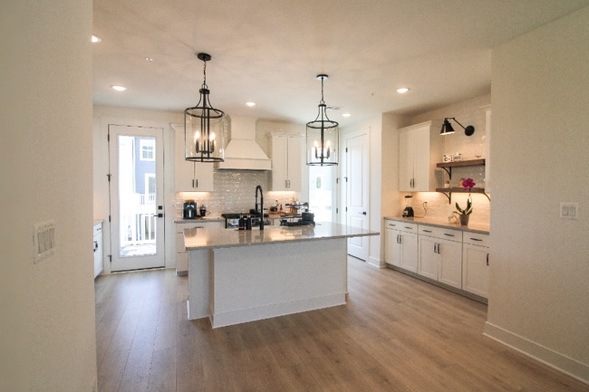 Photo - 1722 Blacksmith Wy