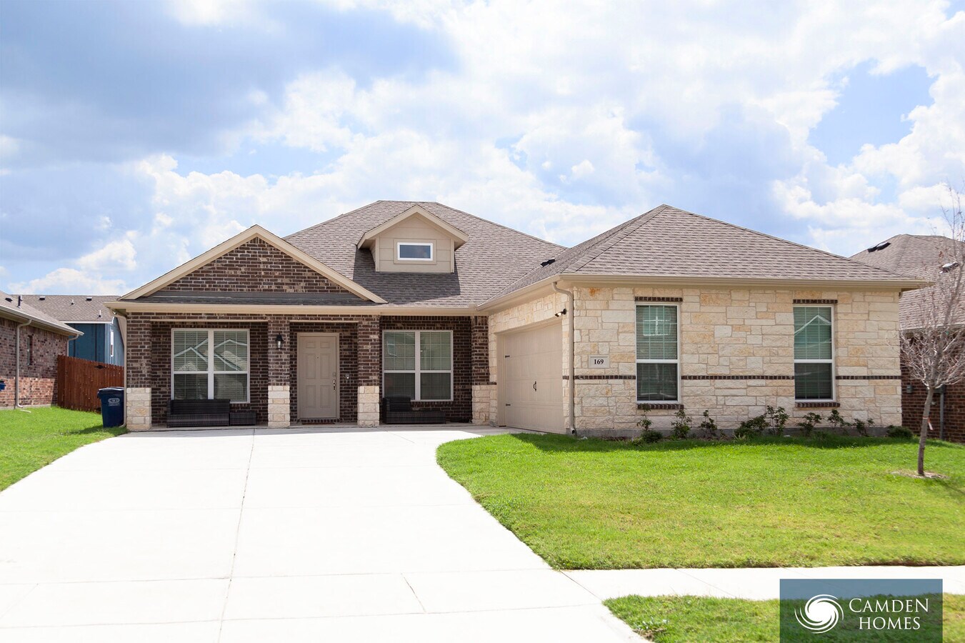 Photo - 1470 Streamside Dr Casa