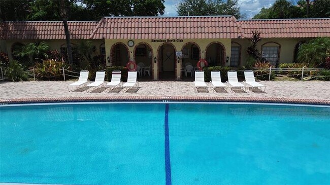 Photo - 251 S Cypress Rd Unit 127