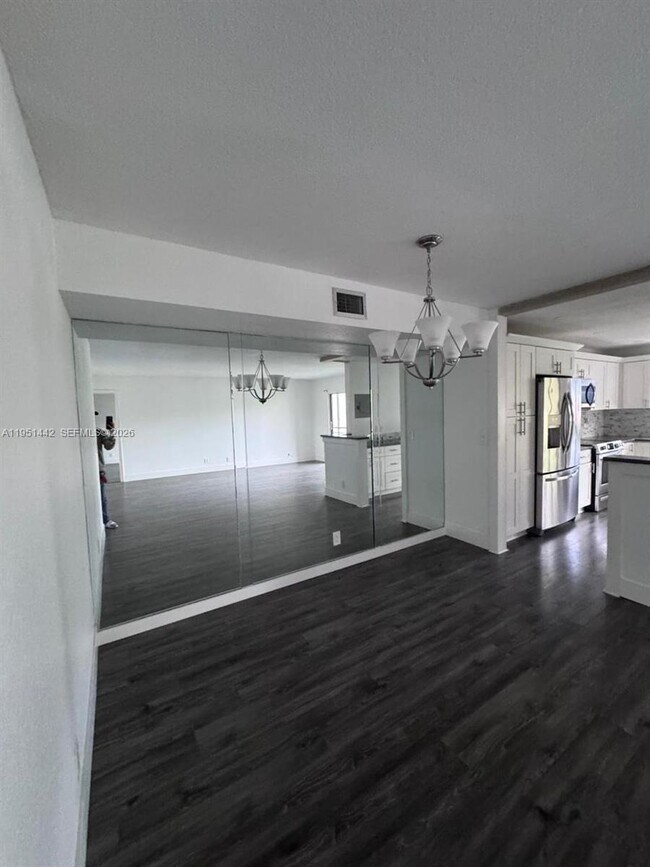 Photo - 5917 Vía Vermilya Unit 203