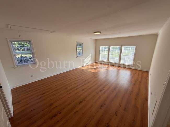 Photo - 1747 Piney Grv Rd