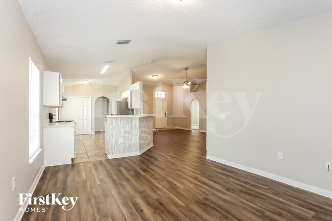 Photo - 8113 Misty Meadow Ct N