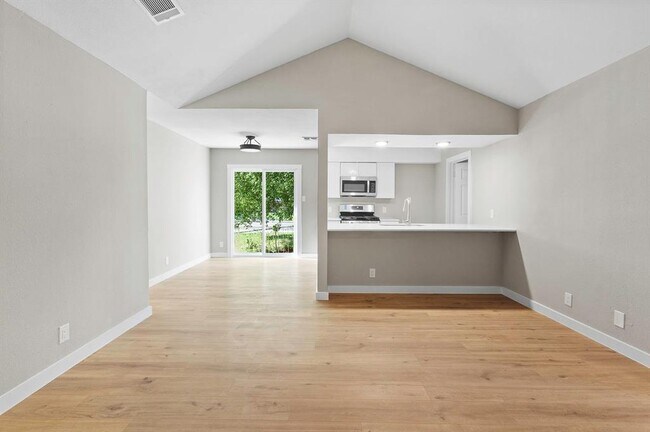 Photo - 1800 Nicole Cir Unit A