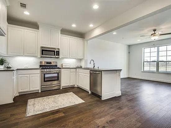 Photo - 7404 Alton Dr