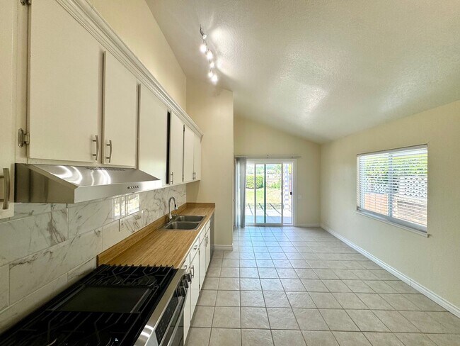 Photo - Lovely 3 bedroom single level home in Miss...