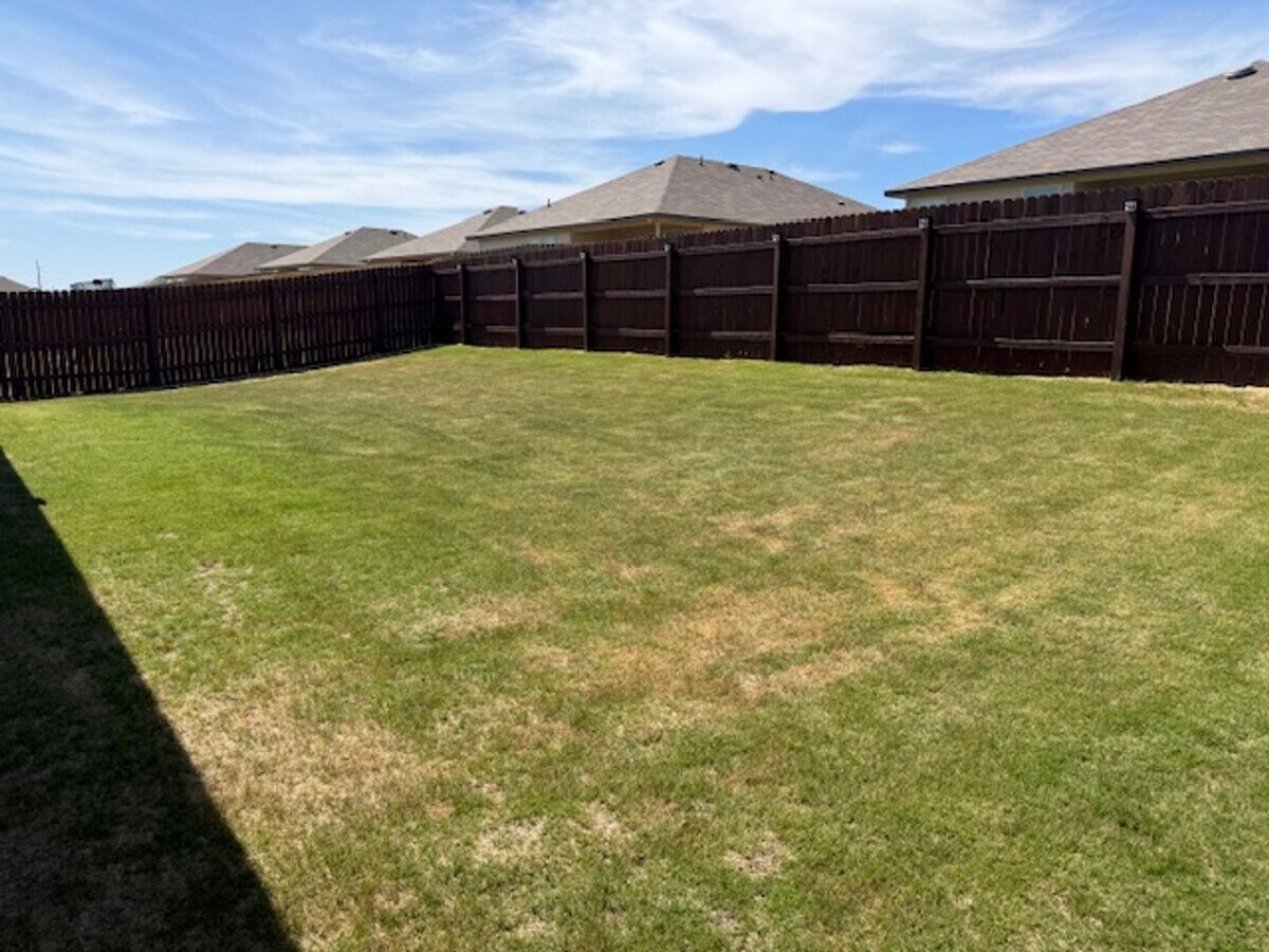 Photo - 4 Bedroom 2 Bath in Mesa Verde