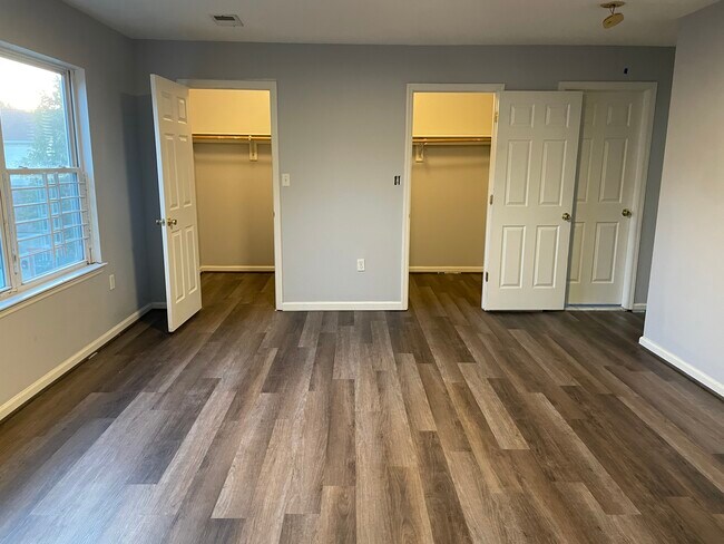 Primary Room - 258 W Runyon St Unit 2nd floor
