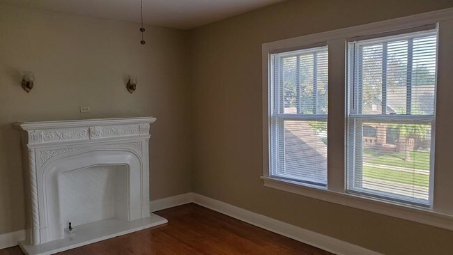 Photo - 4306 Pease St