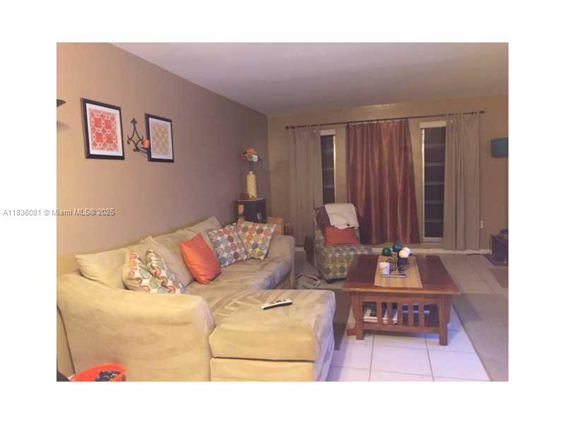 Photo - 10901 SW 78th Ave Casa