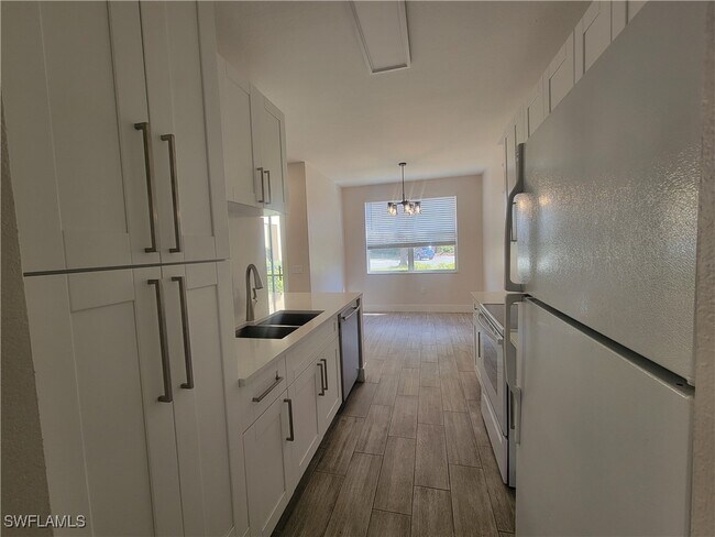 Photo - 7950 Preserve Cir Unit 813