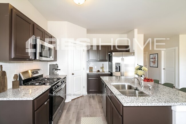 Photo - 1130 Round Leaf Rd