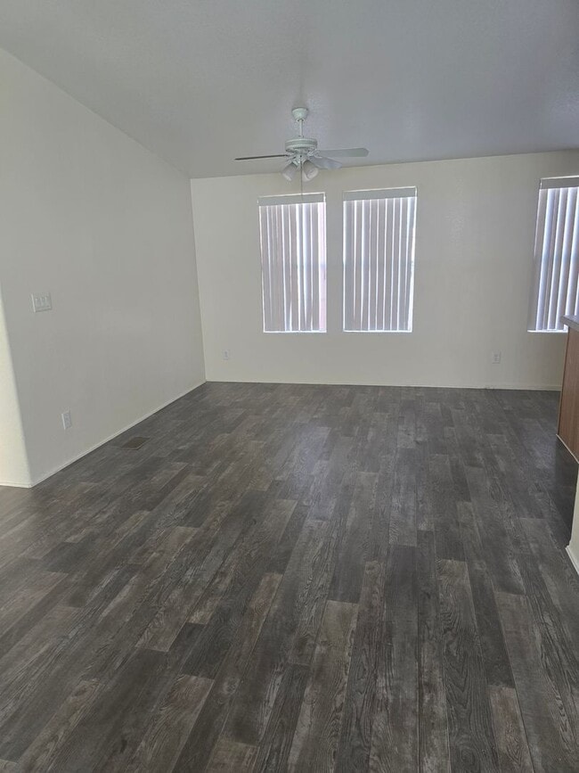 Photo - 1915 N Park Ave Unit 1