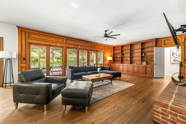 6043 Giles Rd Unit SI ID1569852P
