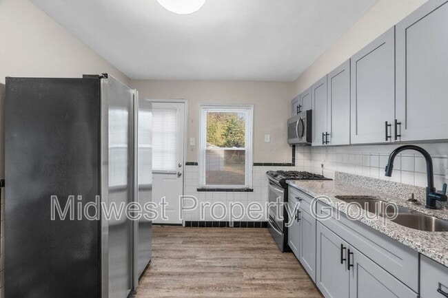 Photo - 216 Graham Rd