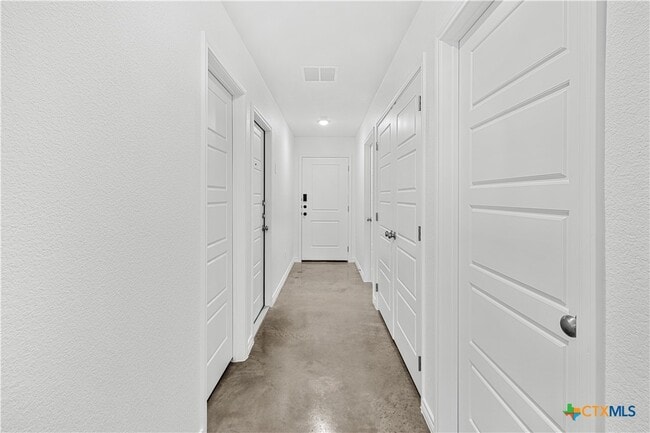 1214 Concord Dr