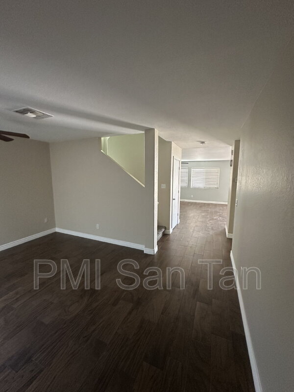 Photo - 941 E Denim Trail