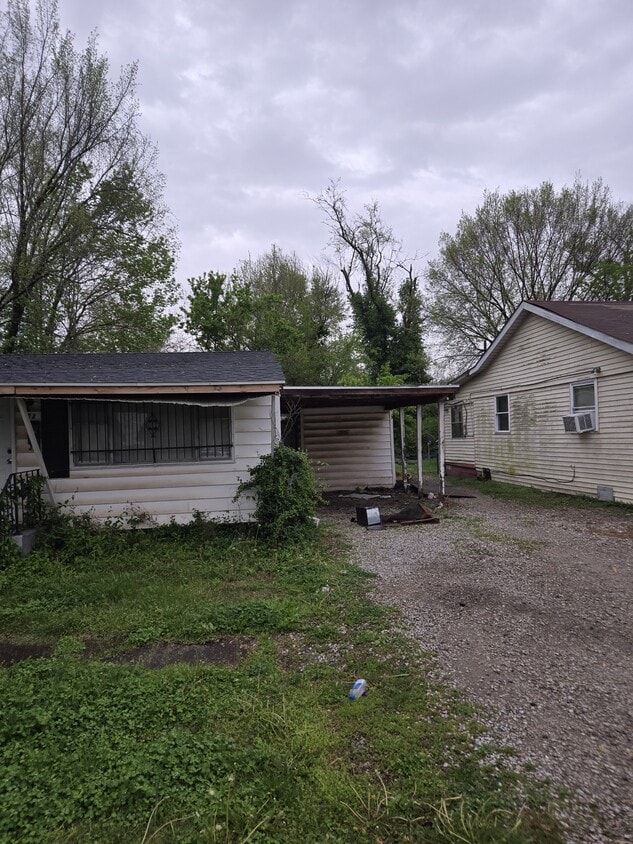 Photo - 508 N 48th St (East St. Louis, IL)