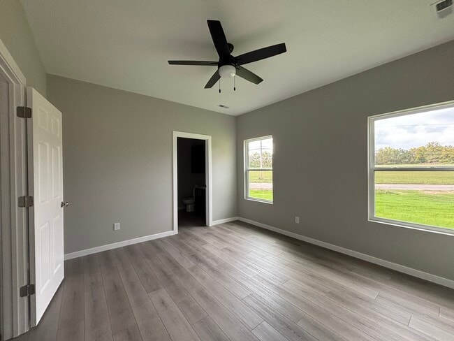 Photo - 4940 W Minota St