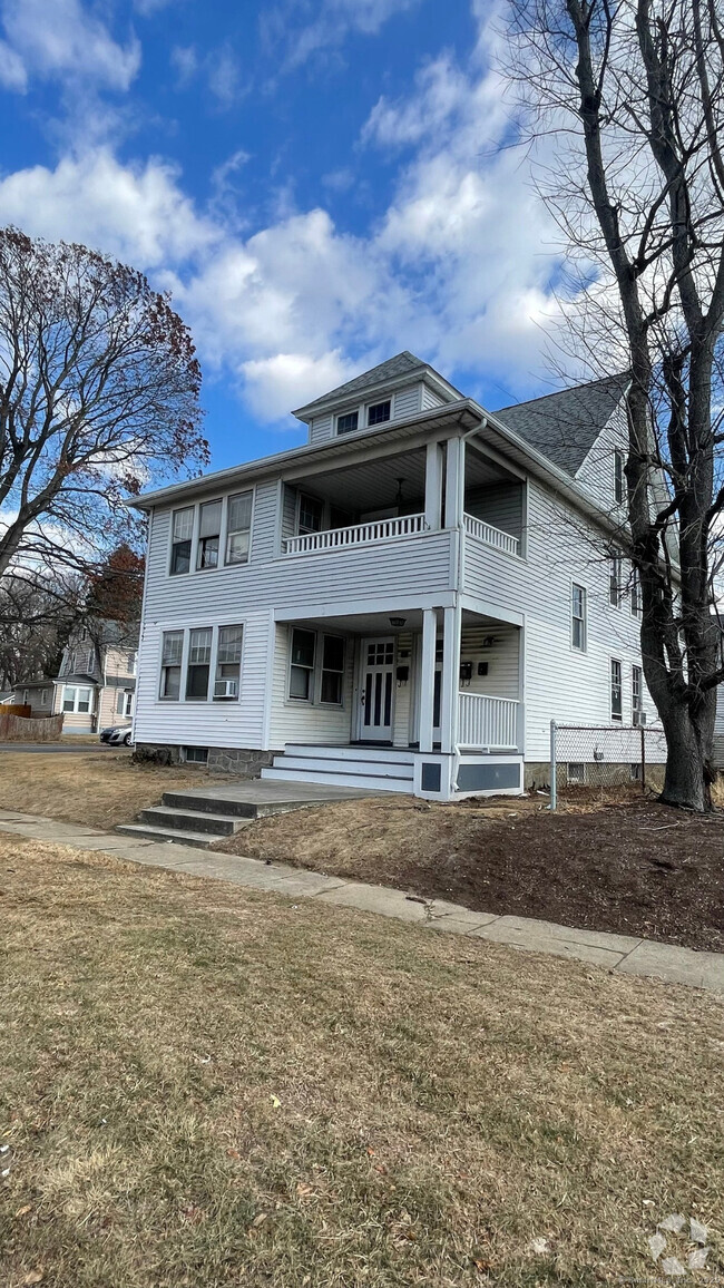 Building Photo - 210 Huntington Rd Unit 3rd fl Rental