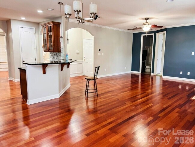 Photo - 119 Sand Spur Dr