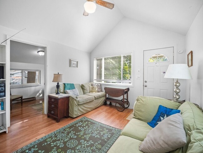 Photo - Cozy 1-Bedroom Rental – All Utilities Incl...