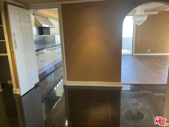 Photo - 7250 Franklin Ave Condo Unit 1209