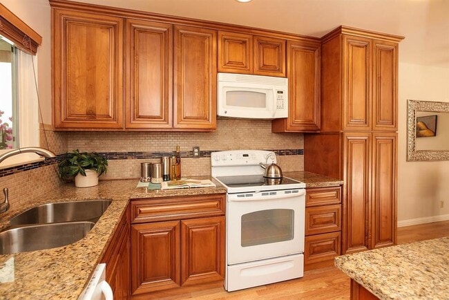 Photo - Belwood Unit A