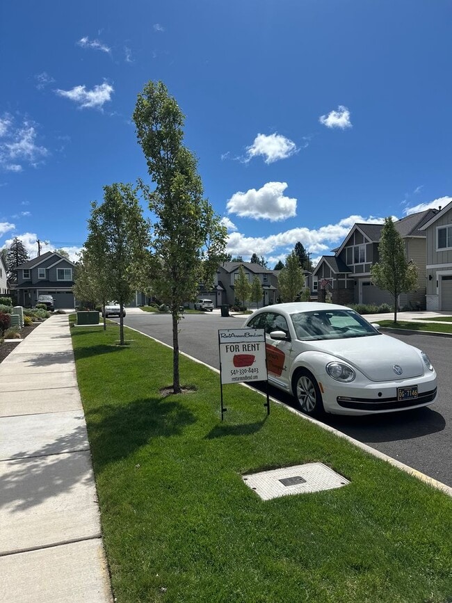 Photo - Gorgeous newer townhome in SE Bend!