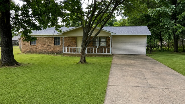Photo - For Rent -6684 Garvin Dr , Benton AR