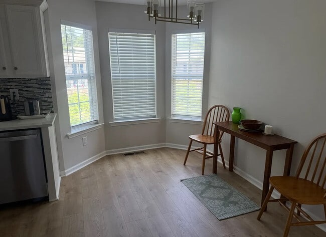 Photo - Room in House on Kennesaw Dr