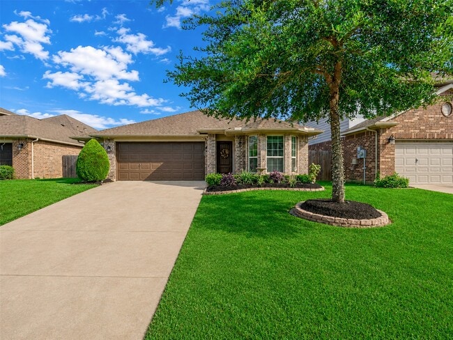 4827 Ladona Ct