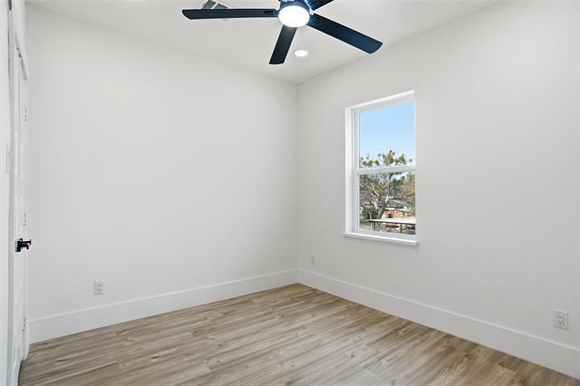 Photo - 118 Willow Ln