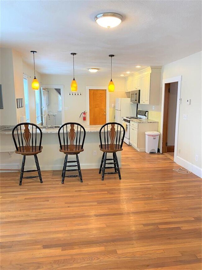 Photo - 169 Harvard St Unit 2