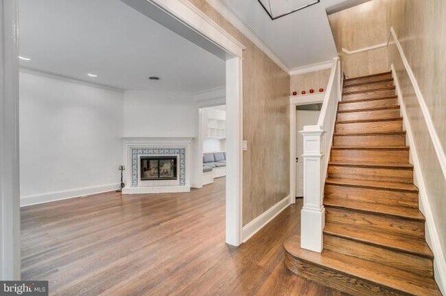 Photo - 2030 Pierce Mill Rd NW