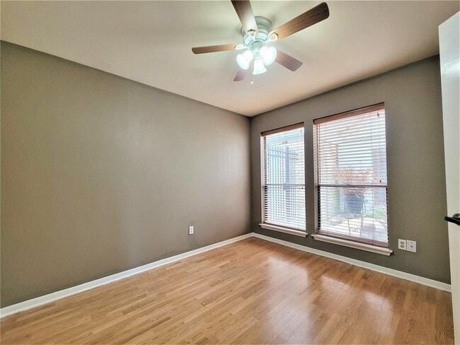 Photo - 13122 Waldemere Dr