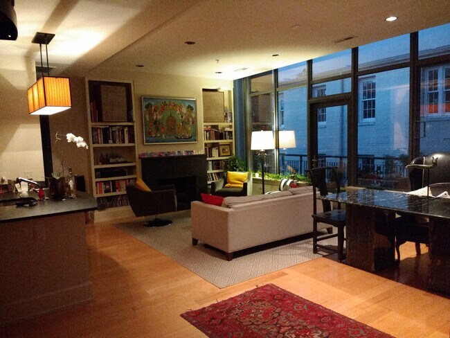 Photo - 2516 Q St NW Unit Q305